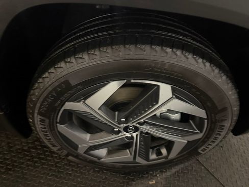 Used 2023 Hyundai Tucson Limited image 15