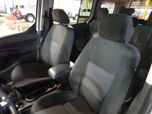 Used 2018 Ford Transit Connect XL image 10