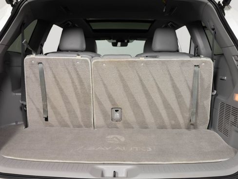 Used 2019 Toyota Highlander Limited Platinum AWD/4WD image 23
