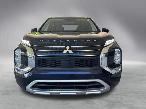 Used 2024 Mitsubishi Outlander SE FWD image 15