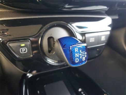 Used 2020 Toyota Prius XLE image 29