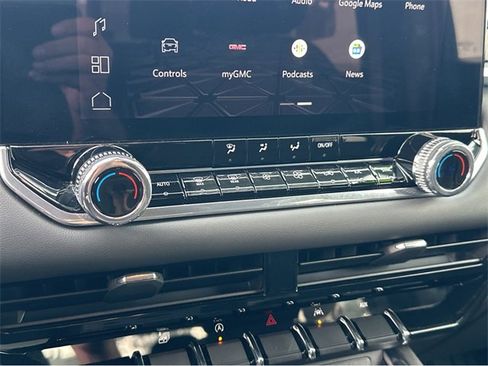 Certified 2024 GMC Canyon Elevation w/ Convenience Package image 19