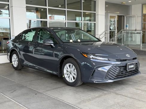New 2026 Toyota Camry LE FWD image 6