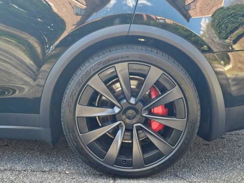 Used 2023 Tesla Model X Plaid image 19