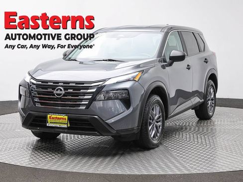 Used 2024 Nissan Rogue S AWD/4WD image 1