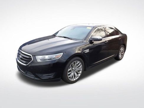 Used 2017 Ford Taurus Limited image 4
