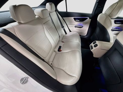 Used 2023 Mercedes-Benz C 300 Sedan image 26