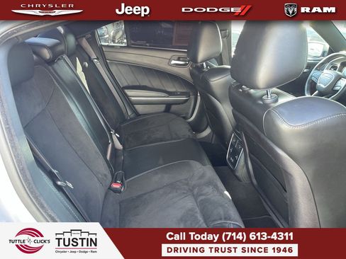 Used 2022 Dodge Charger Scat Pack w/ Dynamics Package RWD image 17
