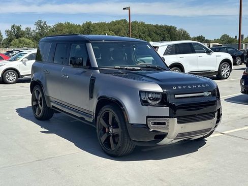 Used 2021 Land Rover Defender 110 X AWD/4WD image 24