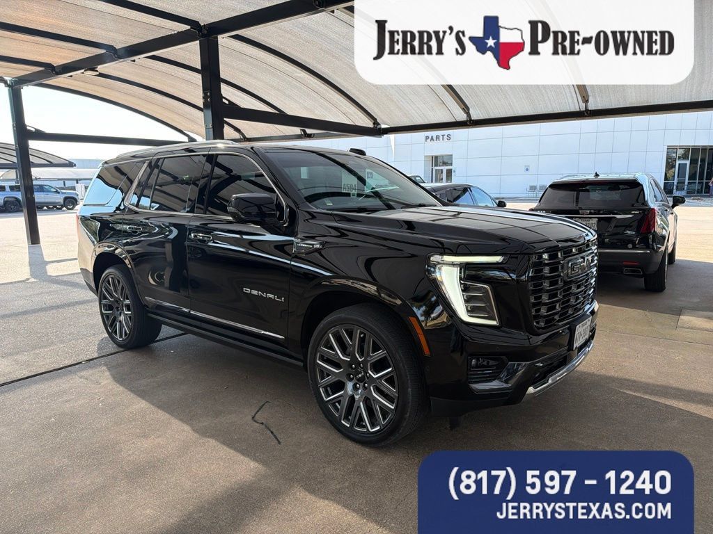 Used 2026 GMC Yukon Denali Ultimate AWD/4WD image 2