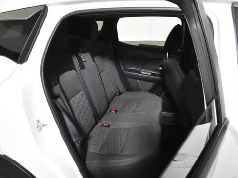 Certified 2025 Nissan Kicks SV AWD/4WD image 28
