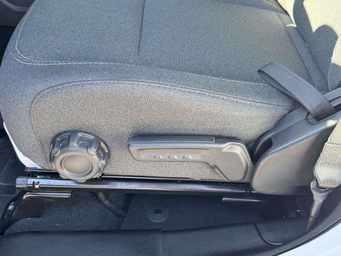 Used 2024 Jeep Wrangler Unlimited Sport AWD/4WD image 19