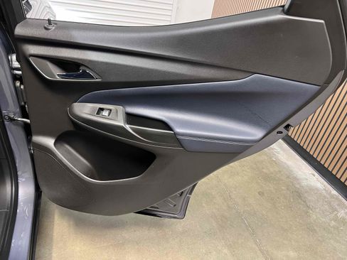 Used 2022 Chevrolet Bolt EUV LT w/ Convenience Package FWD image 74