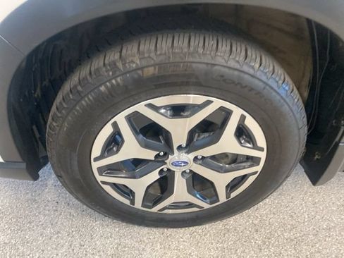 Used 2023 Subaru Forester Premium AWD/4WD image 13