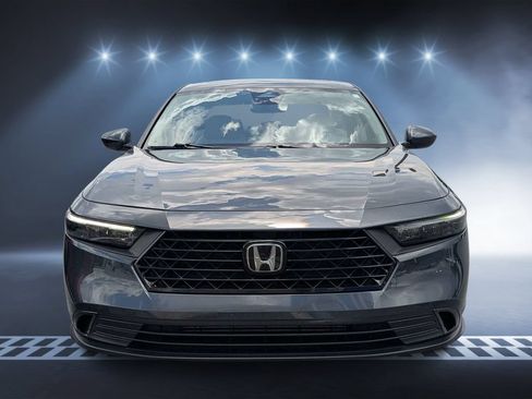 Used 2023 Honda Accord EX image 8