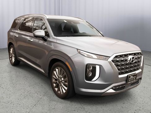 Used 2020 Hyundai Palisade Limited image 1