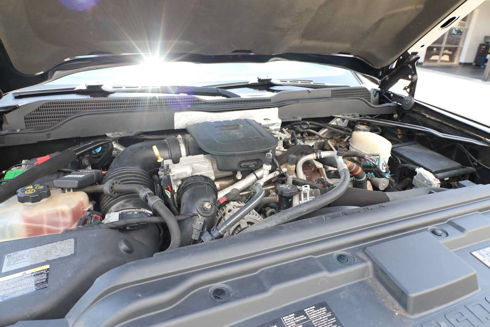 Used 2015 Chevrolet Silverado 2500 LTZ w/ Duramax Plus Package AWD/4WD image 57