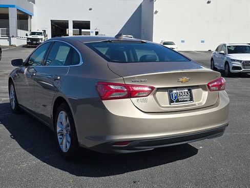 Used 2022 Chevrolet Malibu LT FWD image 11