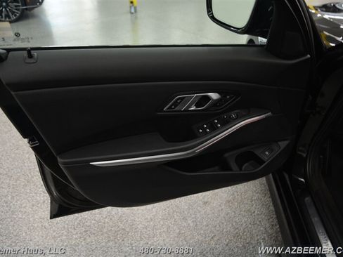 Used 2023 BMW 330i Sedan w/ Premium Package image 37