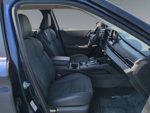 Used 2024 Mitsubishi Outlander SE image 15