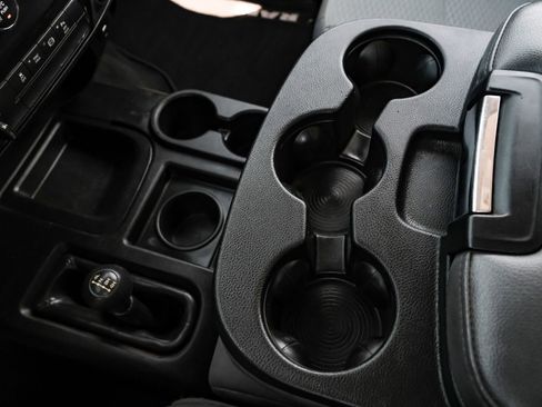 Used 2017 RAM 3500 Tradesman w/ Chrome Appearance Group image 25