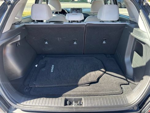 Used 2023 Hyundai Kona SE w/ Cargo Package AWD/4WD image 17