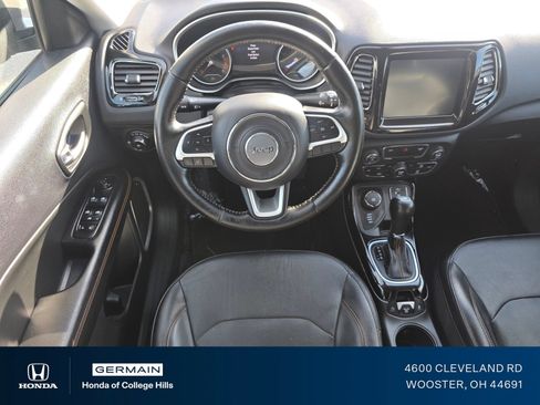 Used 2020 Jeep Compass Limited AWD/4WD image 3