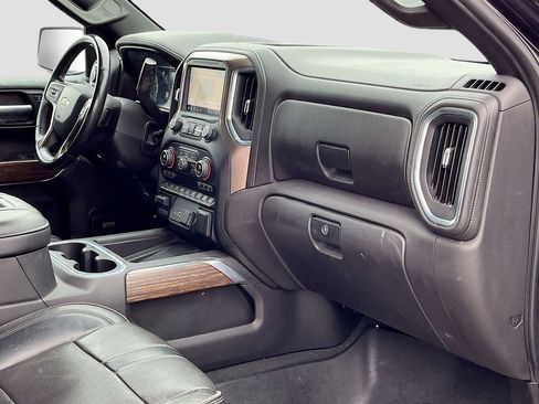 Used 2021 Chevrolet Silverado 1500 High Country w/ Technology Package image 30