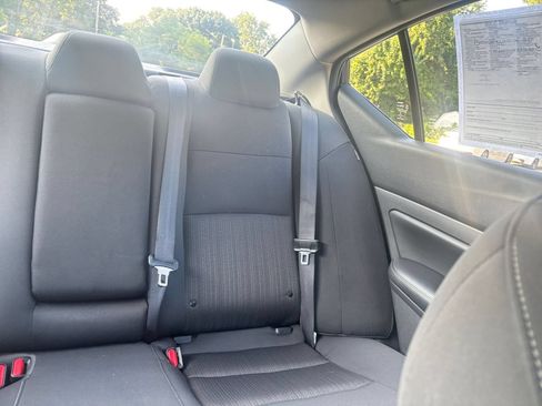 Used 2025 Nissan Altima 2.5 SV FWD image 38