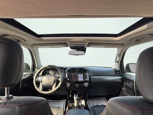 Used 2020 Toyota 4Runner TRD Off-Road Premium w/ Moonroof Package AWD/4WD image 38