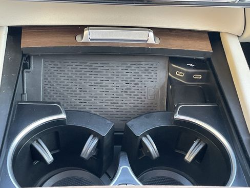 Certified 2024 Mercedes-Benz GLE 350 4MATIC image 33