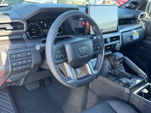 New 2025 Toyota 4Runner TRD Off-Road Premium image 16