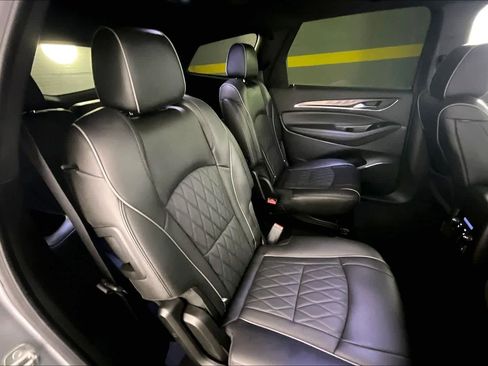 Used 2023 Buick Enclave Avenir image 21
