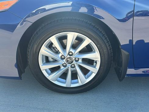 Used 2023 Toyota Camry LE image 6