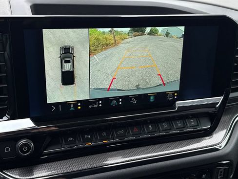 Certified 2023 Chevrolet Silverado 1500 ZR2 w/ Technology Package image 23