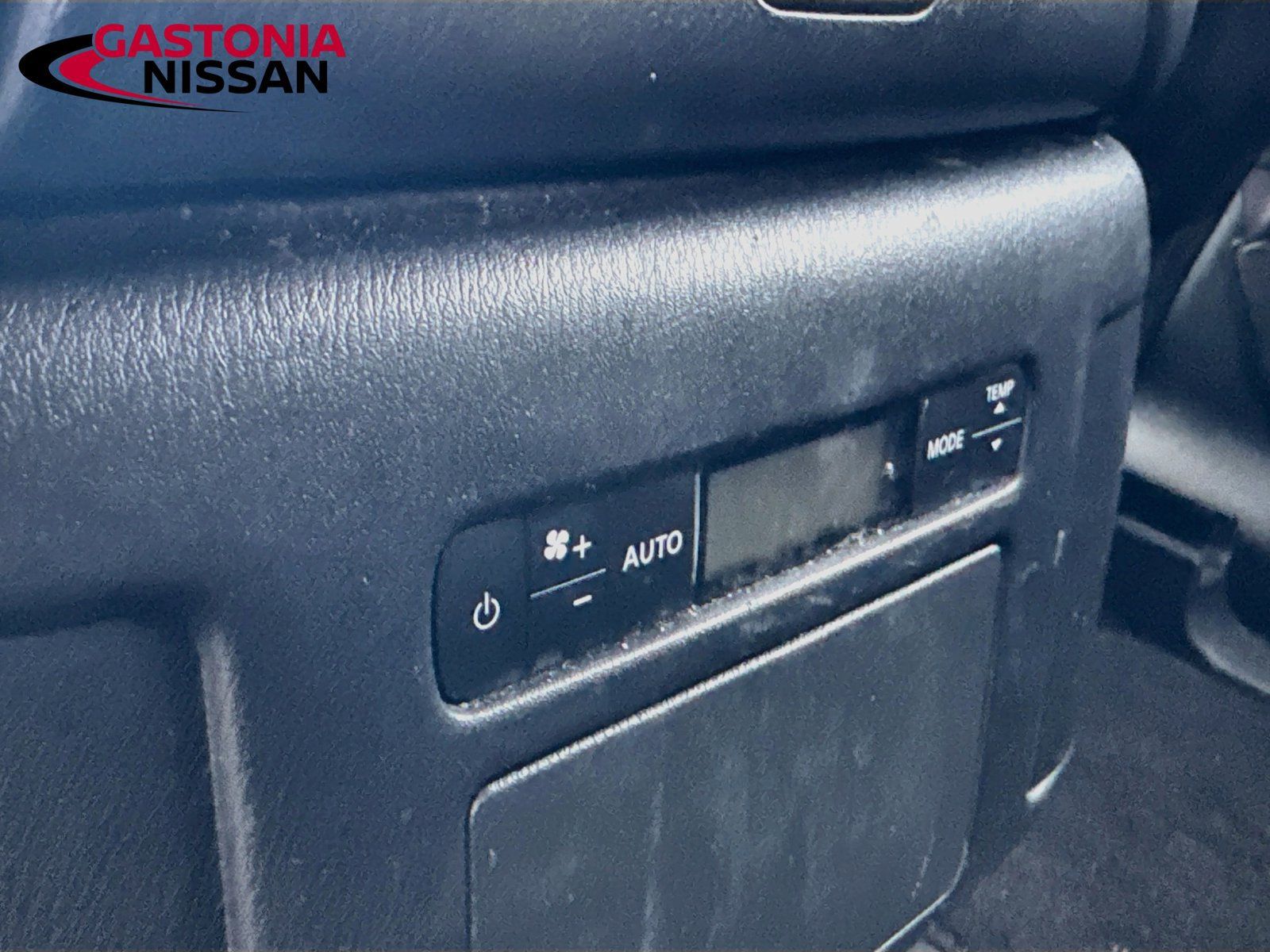Used 2022 Nissan Armada SL w/ Captain's Chairs Package RWD image 34