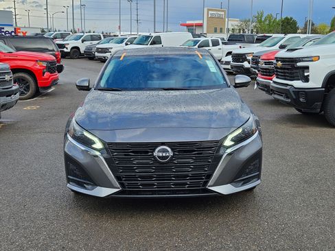 Used 2023 Nissan Altima 2.5 SL AWD/4WD image 22