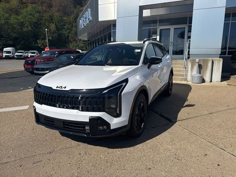 New 2026 Kia Sportage X-Line w/ X-Line Technology Package AWD/4WD image 3