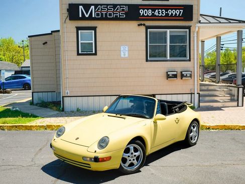 Used 1997 Porsche 911 Carrera RWD image 1
