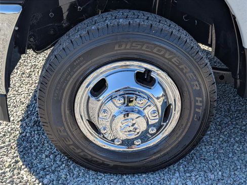 Certified 2024 RAM 3500 Big Horn image 10