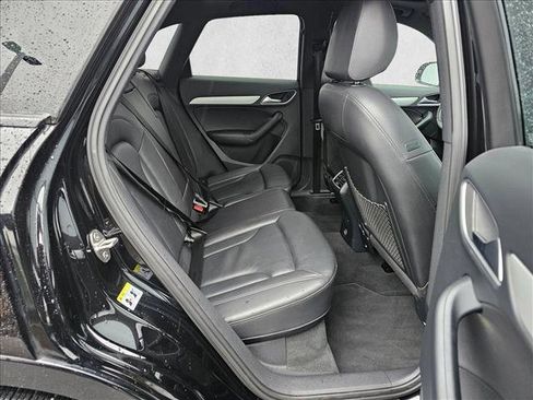 Used 2018 Audi Q3 2.0T Premium image 11