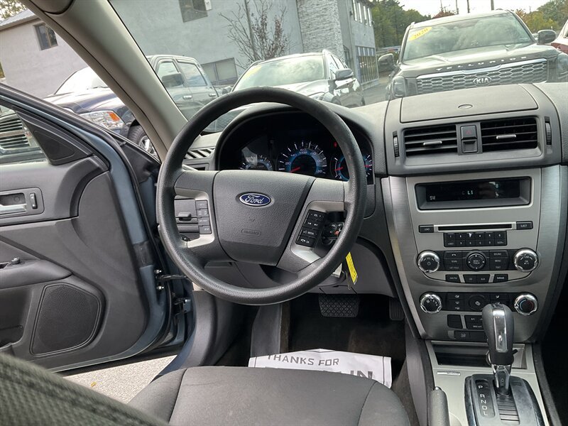Used 2012 Ford Fusion SE FWD image 14