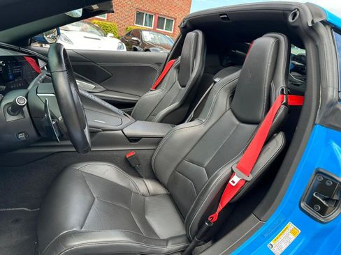 Used 2021 Chevrolet Corvette Stingray Coupe w/ Engine Appearance Package RWD image 12