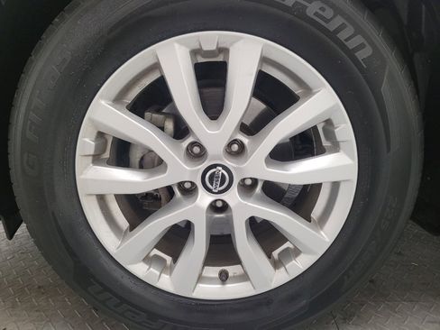 Used 2018 Nissan Rogue SV w/ Premium Package AWD/4WD image 31