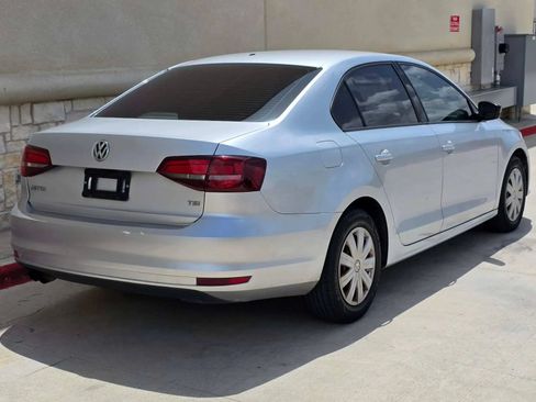 Used 2016 Volkswagen Jetta S FWD image 3