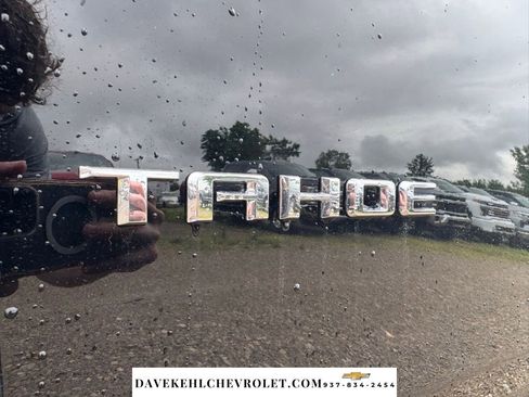 Used 2024 Chevrolet Tahoe LT w/ LT Signature Package AWD/4WD image 6