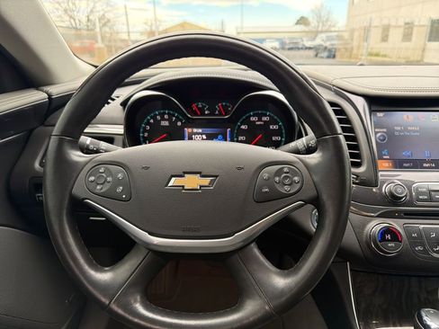 Used 2014 Chevrolet Impala LTZ image 12