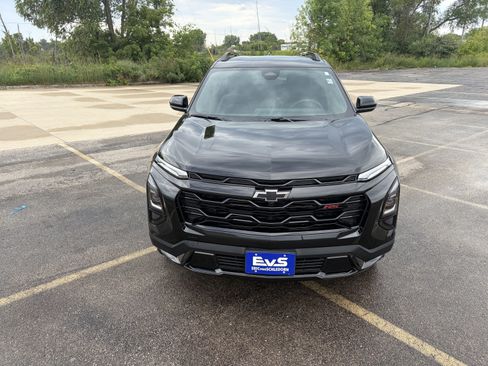 Used 2026 Chevrolet Equinox RS w/ Convenience Package III AWD/4WD image 2
