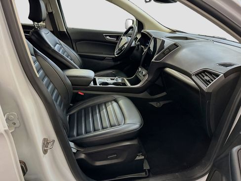Used 2024 Ford Edge SEL image 32
