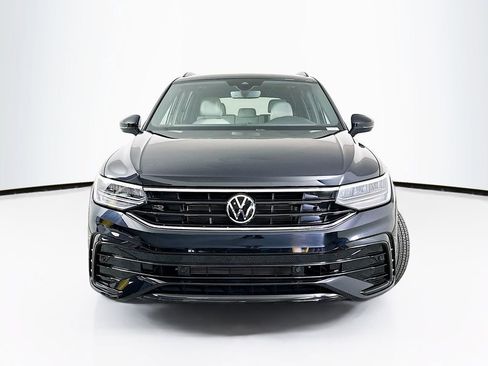 Used 2023 Volkswagen Tiguan SE R-Line FWD image 5